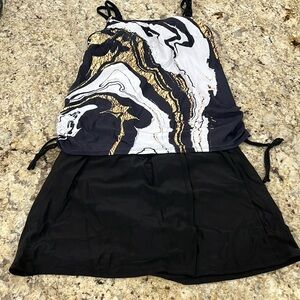 NEW Large (10-12) Gold/Black bathing suit